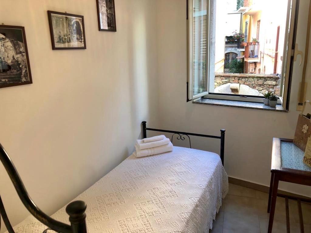 Casa Cariddi Boutique Apartment Taormina Bagian luar foto